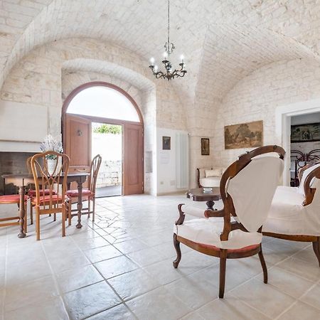 Dimora Lucrezia - Big & Central Apatment With Parking Ostuni Exterior photo