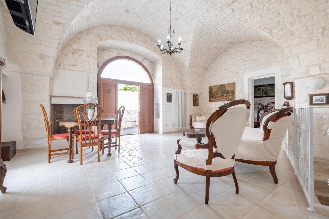 Dimora Lucrezia - Big & Central Apatment With Parking Ostuni Exterior photo