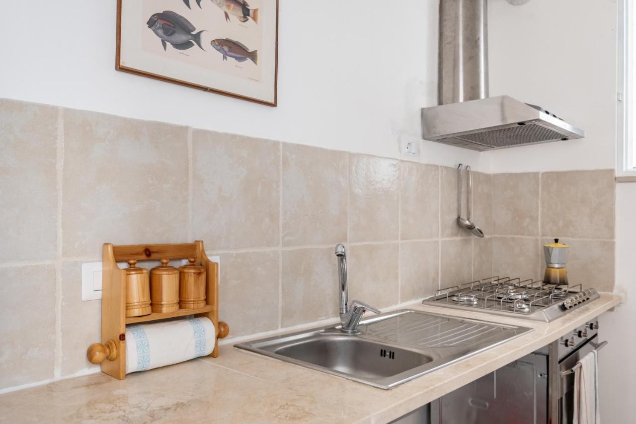 Dimora Lucrezia - Big & Central Apatment With Parking Ostuni Exterior photo